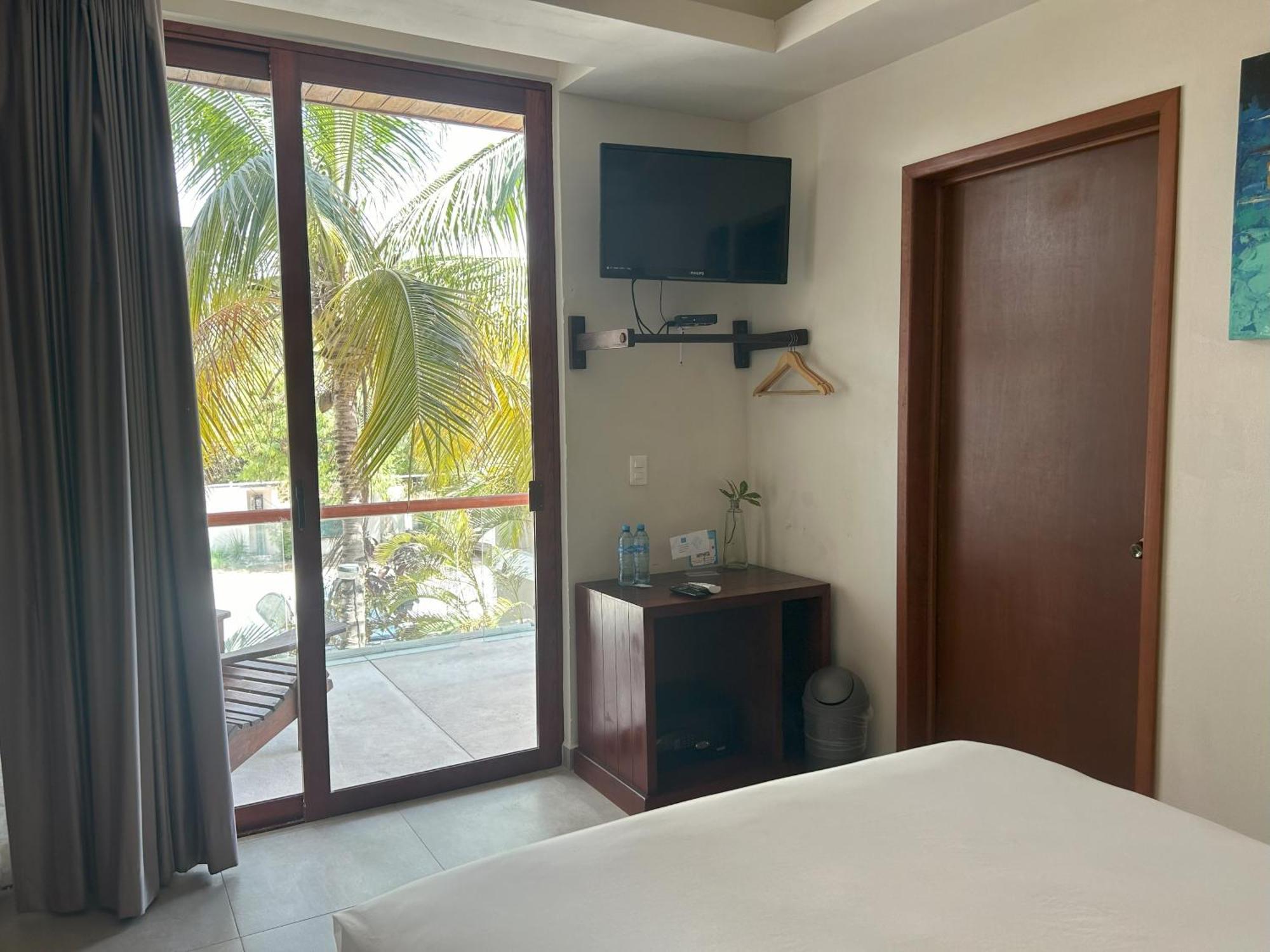 Aquastar Hotel & Apartments Mahahual Exterior foto